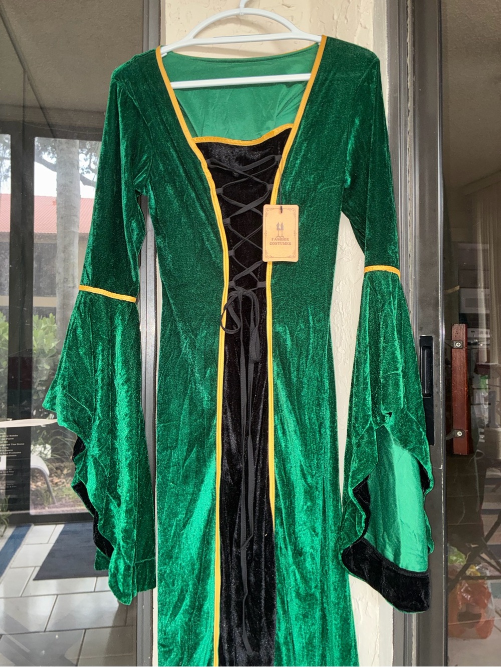 NWT Renaissance Medieval Green Velvet Bell Sleeve Maxi Dress Costume Small - Picture 3 of 6
